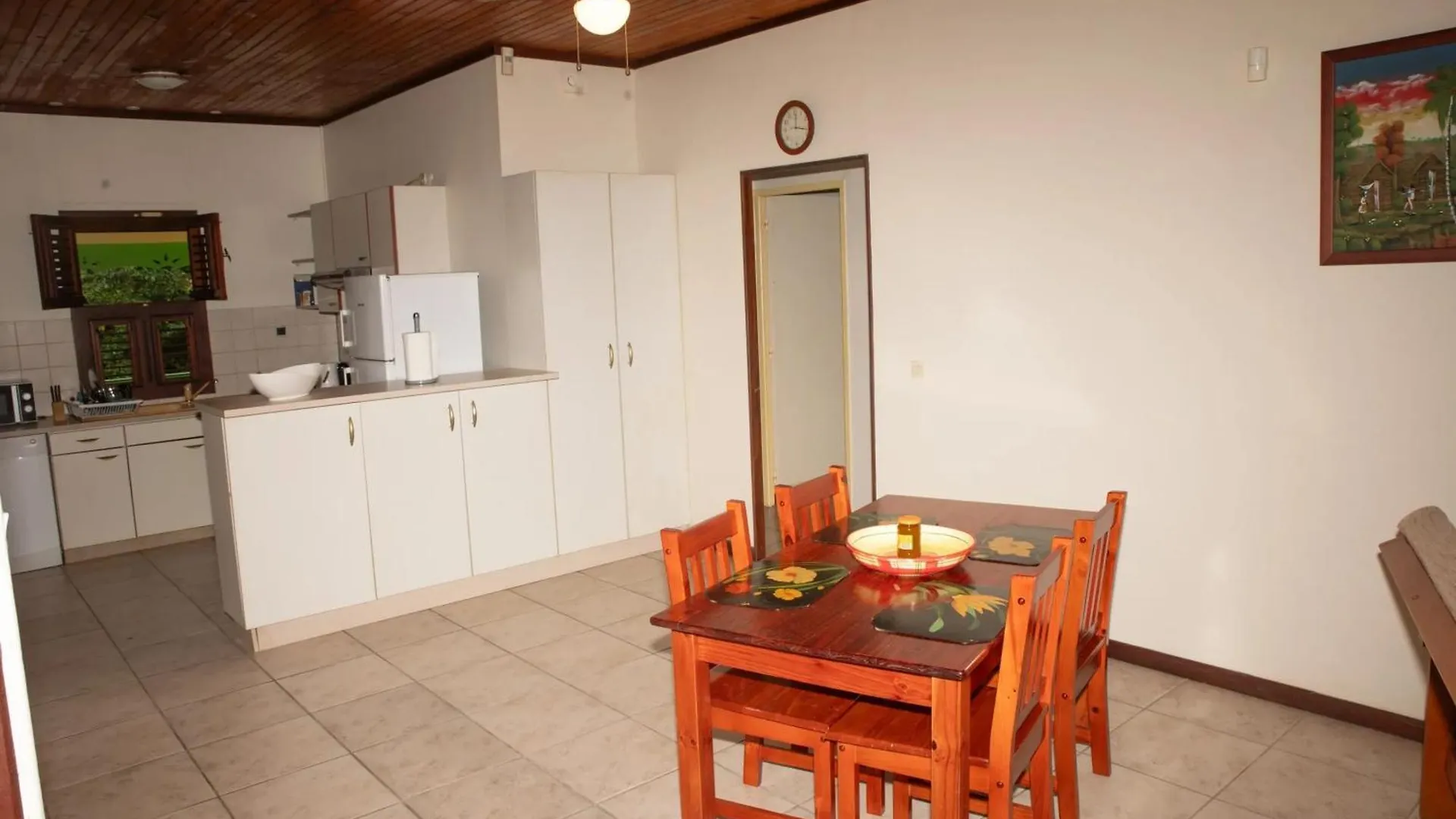 Maison Charmante A Gros-Morne Avec Terrasse Et Jardin 펜션